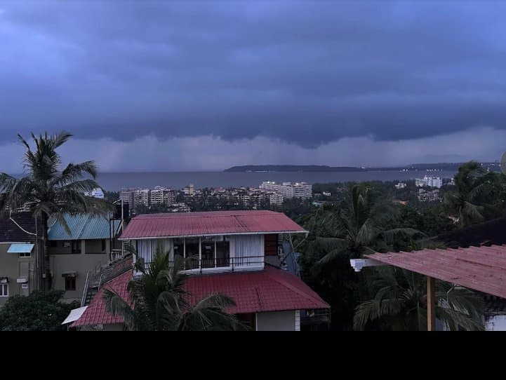 Casa Divina — Dona Paula, Goa