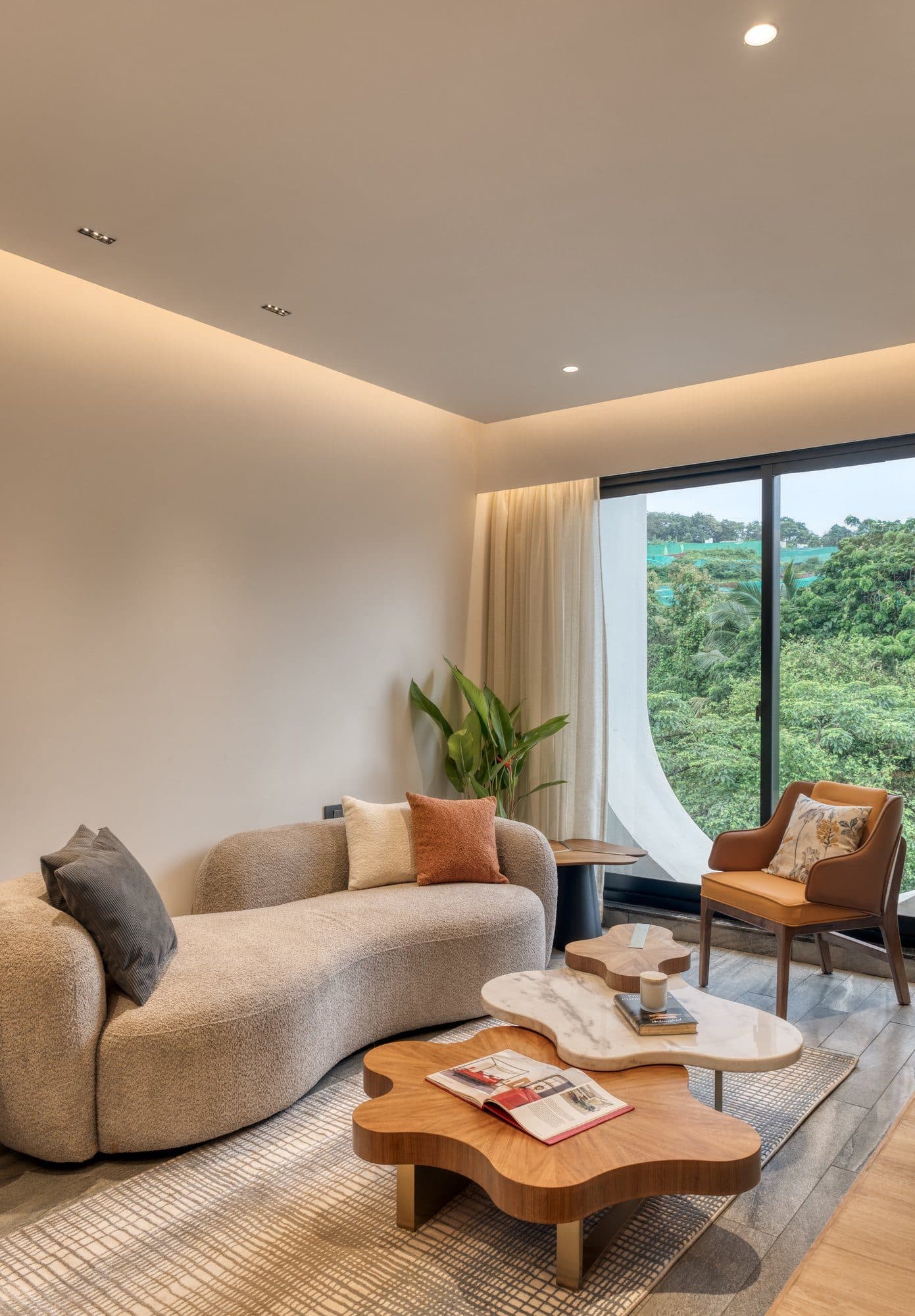 Siloy — view 6