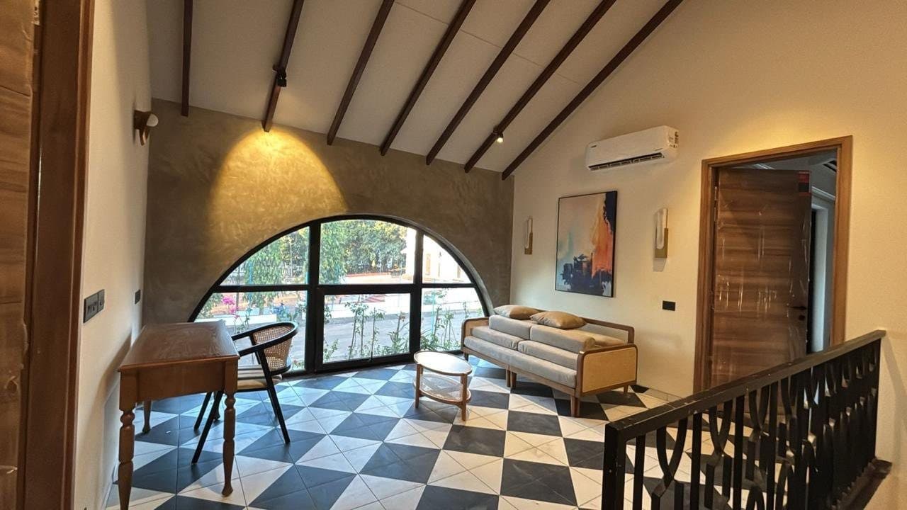 Villa Amore — view 3